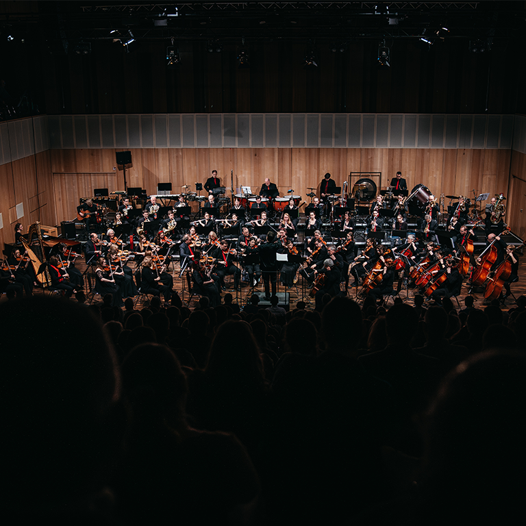 Filmmusik-Konzert Krieg und Liebe Rheingauer Film-Symphoniker kING Ingelheim